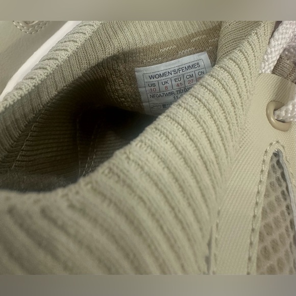 The North Face Womens  Hypnum Luxe Hiking Shoes Size 10 NWOB - Picture 5 of 5